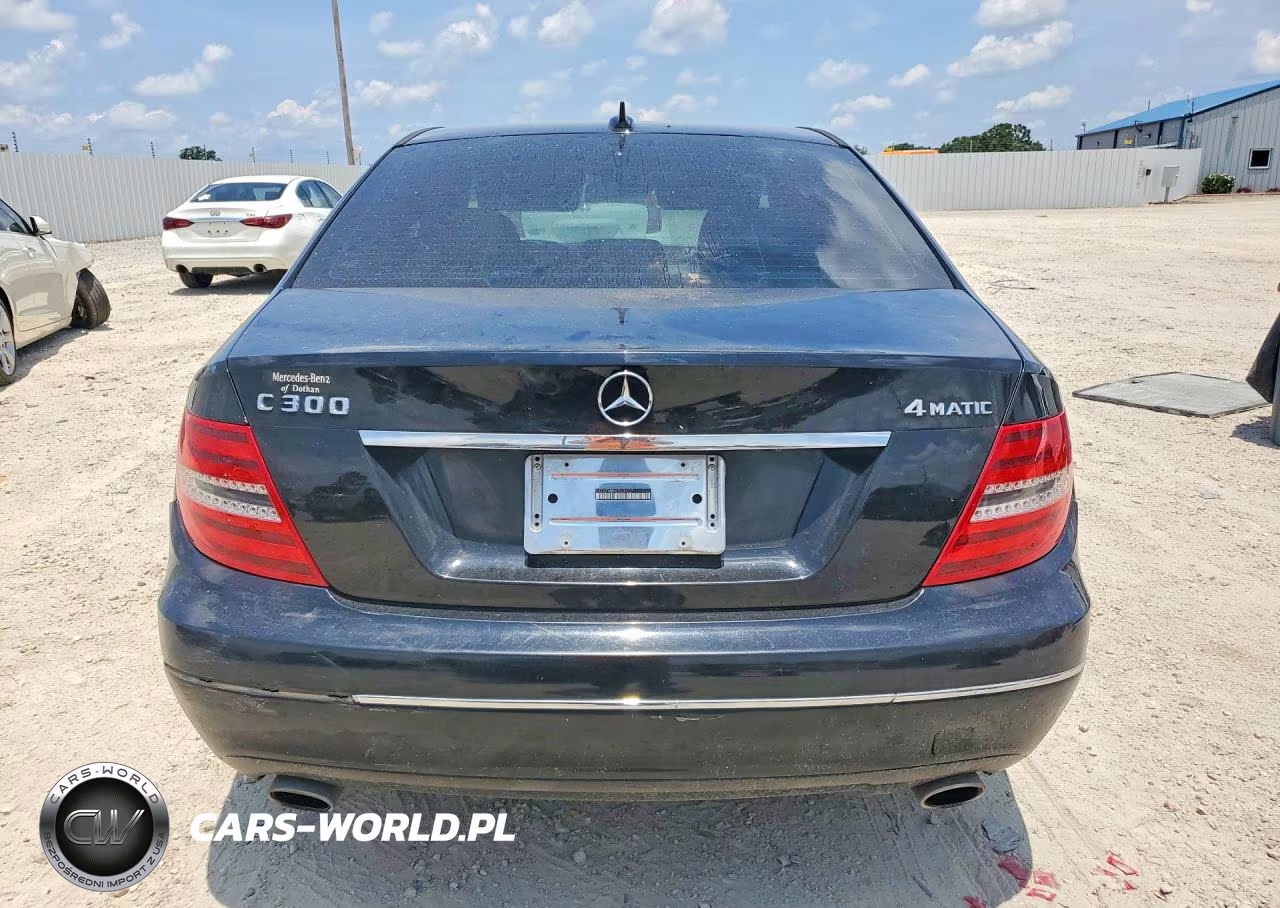 MERCEDES-BENZ C 300 VIN:WDDGF8BBXCR200027 - 6