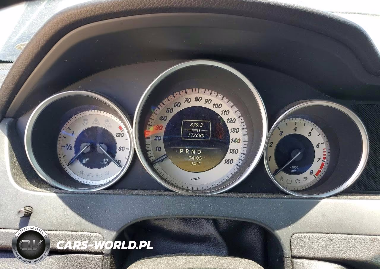 MERCEDES-BENZ C 300 VIN:WDDGF8BBXCR200027 - 9