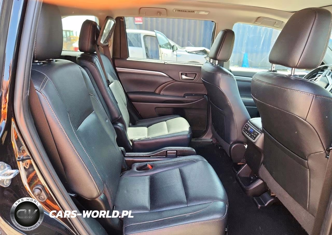 2019 Toyota Highlander Hybrid Limited Platinum VIN:5TDDGRFHXKS071589 - 11