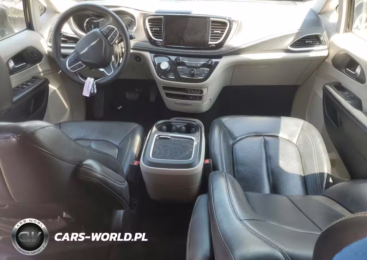 2022 Chrysler Pacifica Hybrid Touring L VIN:2C4RC1L73NR167110 - 8