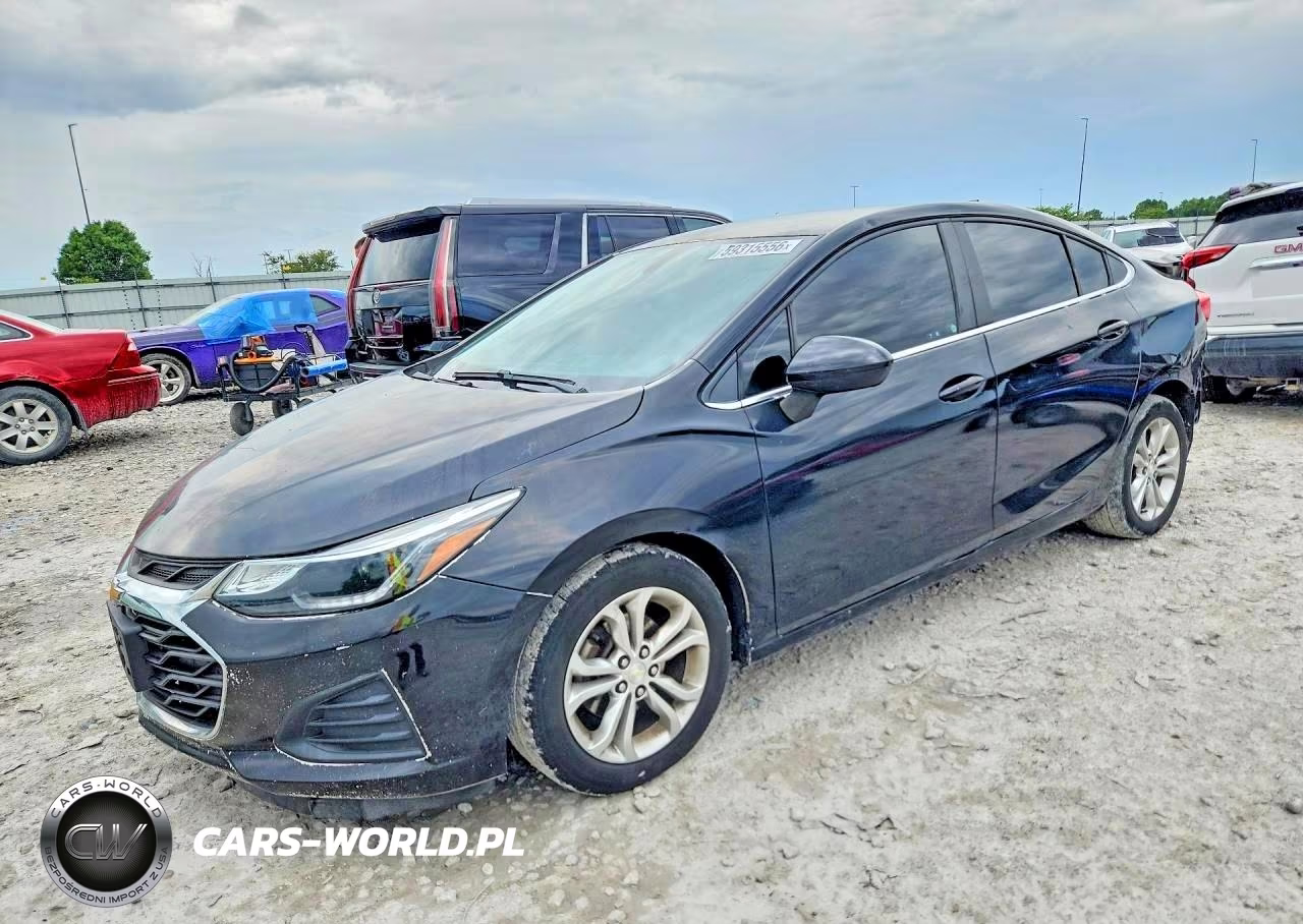 2019 Chevrolet Cruze Lt – zdjęcie 1 z 13