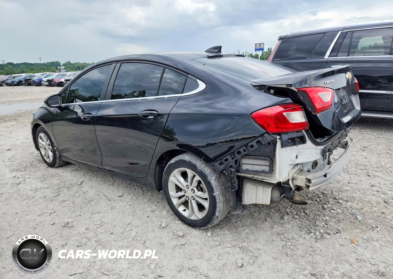 2019 Chevrolet Cruze Lt VIN:1G1BE5SM0K7146537 - 2