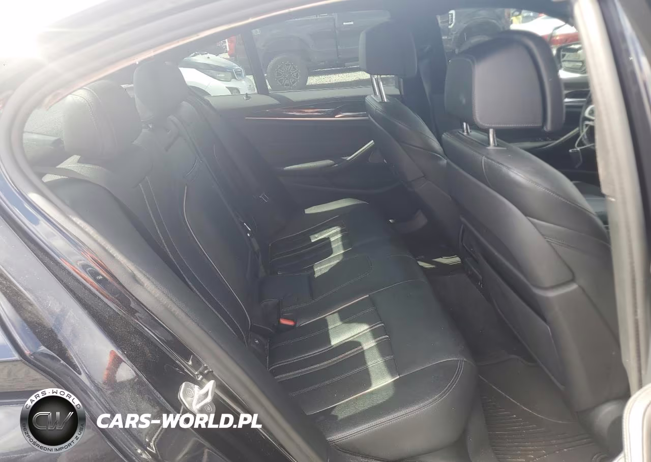 2020 BMW M550Xi VIN:WBAJS7C08LBN96841 - 10