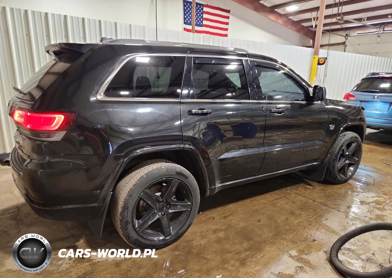 2014 Jeep Grand Cherokee Laredo VIN:1C4RJFAG1EC521088 - 3