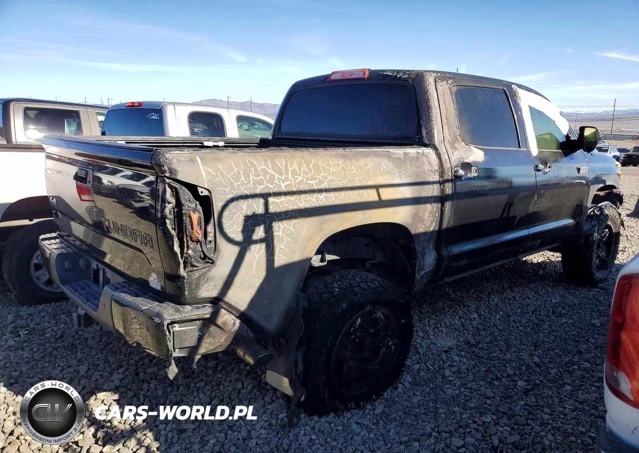2016 Toyota Tundra Platinum VIN:5TFAW5F17GX530662 - 3