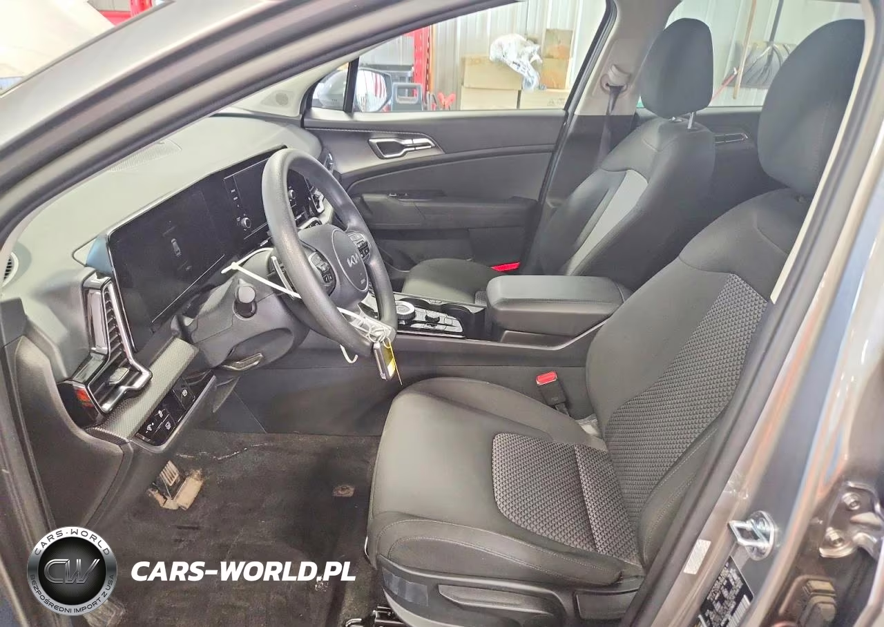 2025 Kia Sportage Lx VIN:KNDPUCDG1S7236873 - 7