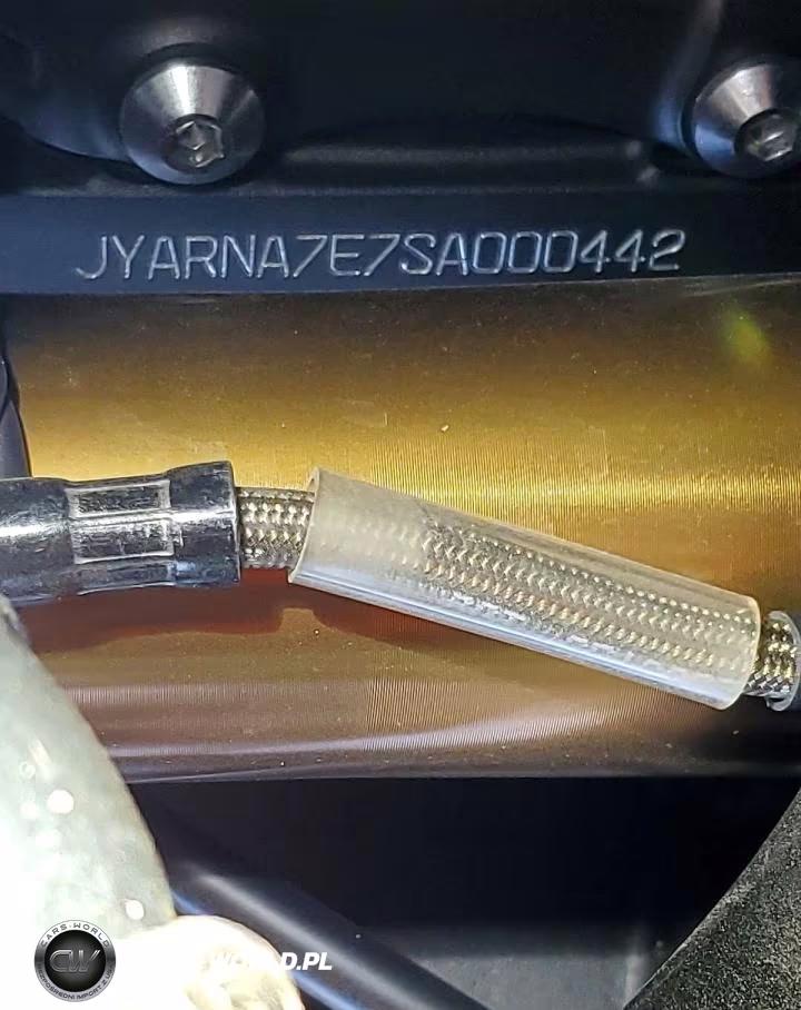 2025 Yamaha Yzf1000 VIN:JYARNA7E7SA000442 - 9