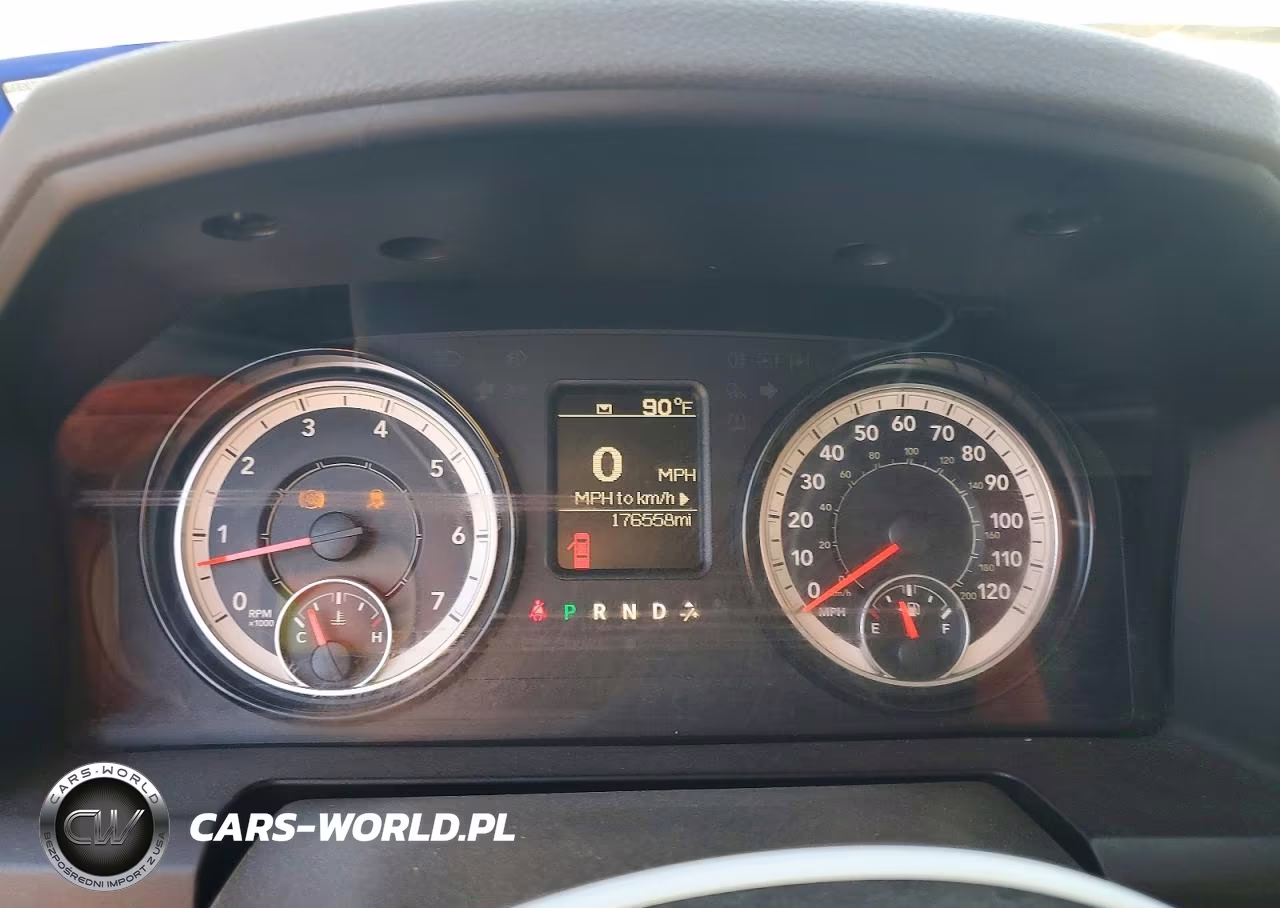 2018 Ram 1500 St VIN:1C6RR6FT1JS339705 - 9