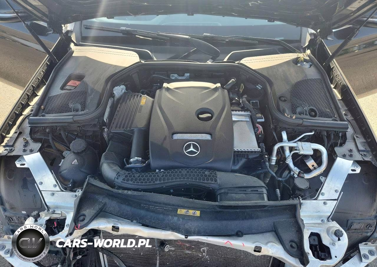 2018 Mercedes-Benz E 300 VIN:WDDZF4JB6JA479118 - 11