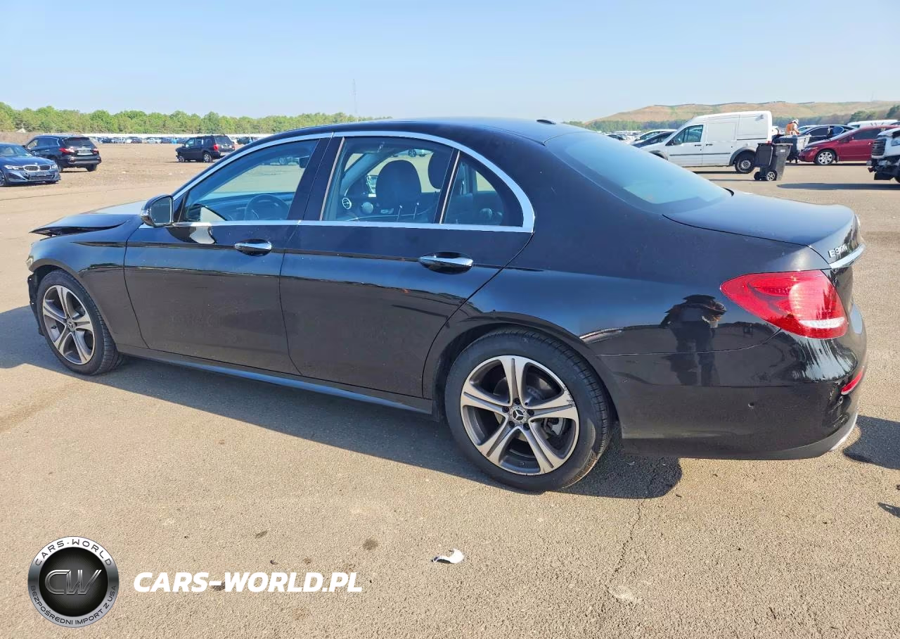 2018 Mercedes-Benz E 300 VIN:WDDZF4JB6JA479118 - 2