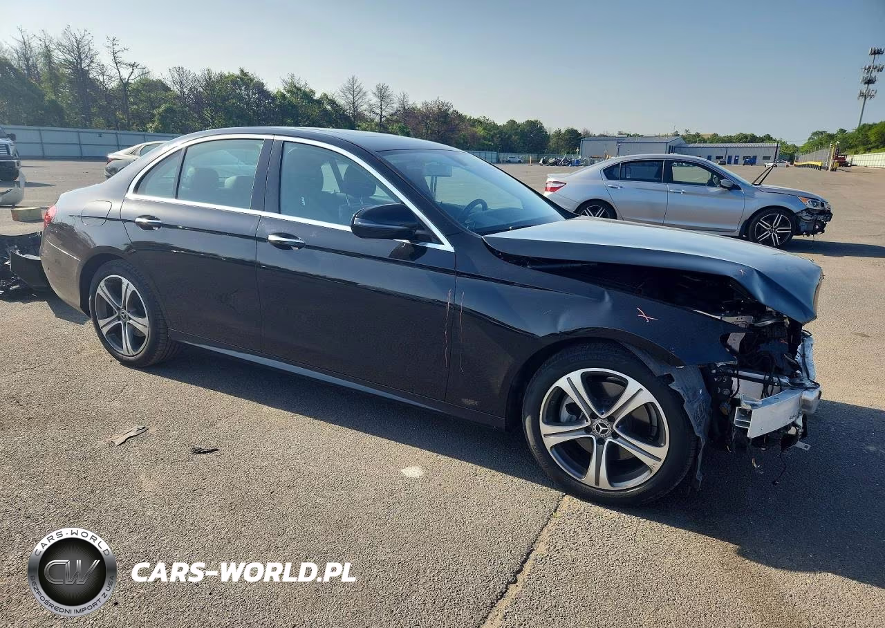 2018 Mercedes-Benz E 300 VIN:WDDZF4JB6JA479118 - 4