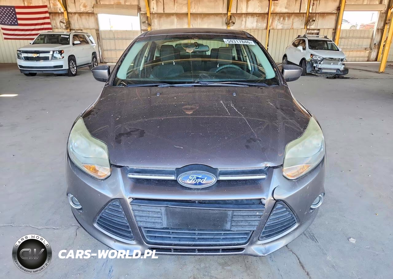 2012 Ford Focus Se VIN:1FAHP3F2XCL257541 - 5