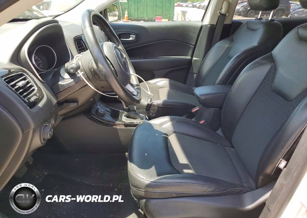 2019 Jeep Compass Latitude VIN:3C4NJDBB7KT662091 - 7