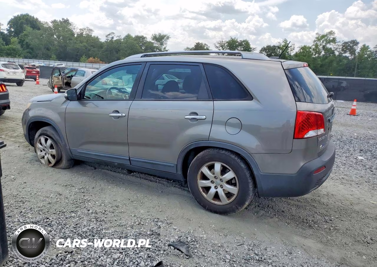 2013 Kia Sorento Lx VIN:5XYKT3A65DG363737 - 2