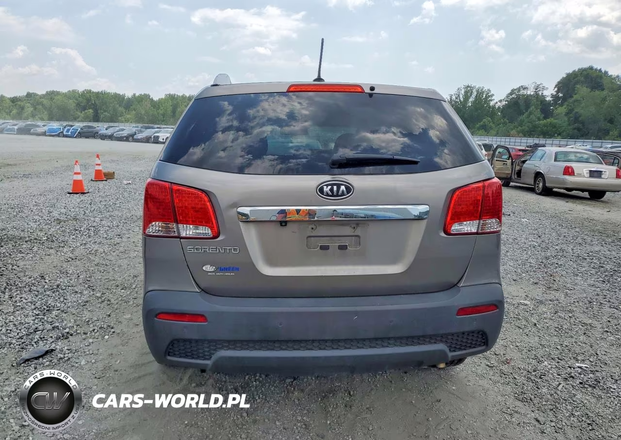 2013 Kia Sorento Lx VIN:5XYKT3A65DG363737 - 6