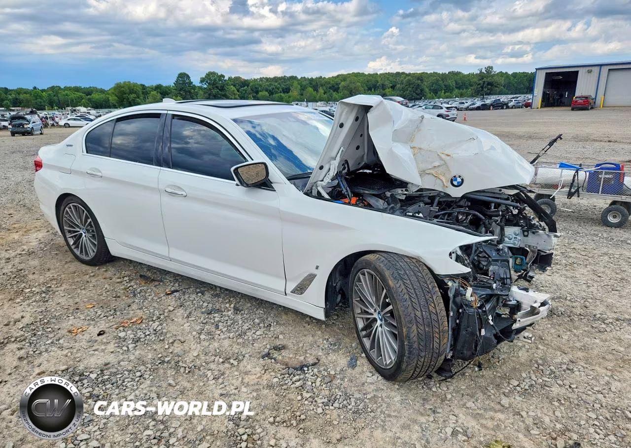 2018 BMW 530E VIN:WBAJA9C53JB252454 - 4