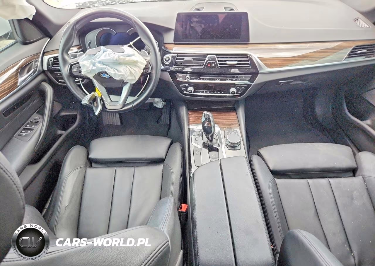 2018 BMW 530E VIN:WBAJA9C53JB252454 - 8