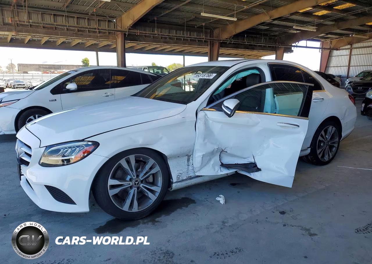 2021 Mercedes-Benz C 300
