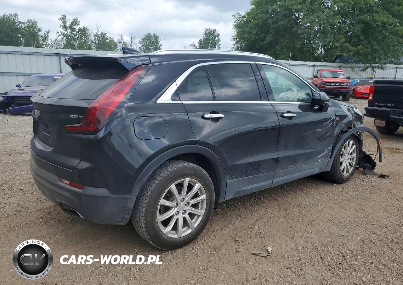 2019 Cadillac Xt4 Luxury VIN:1GYFZBR49KF125378 - 3