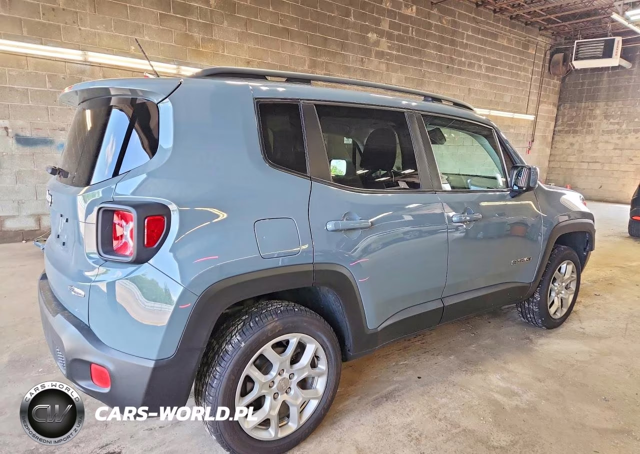 2017 Jeep Renegade Latitude VIN:ZACCJBBBXHPF94655 - 3