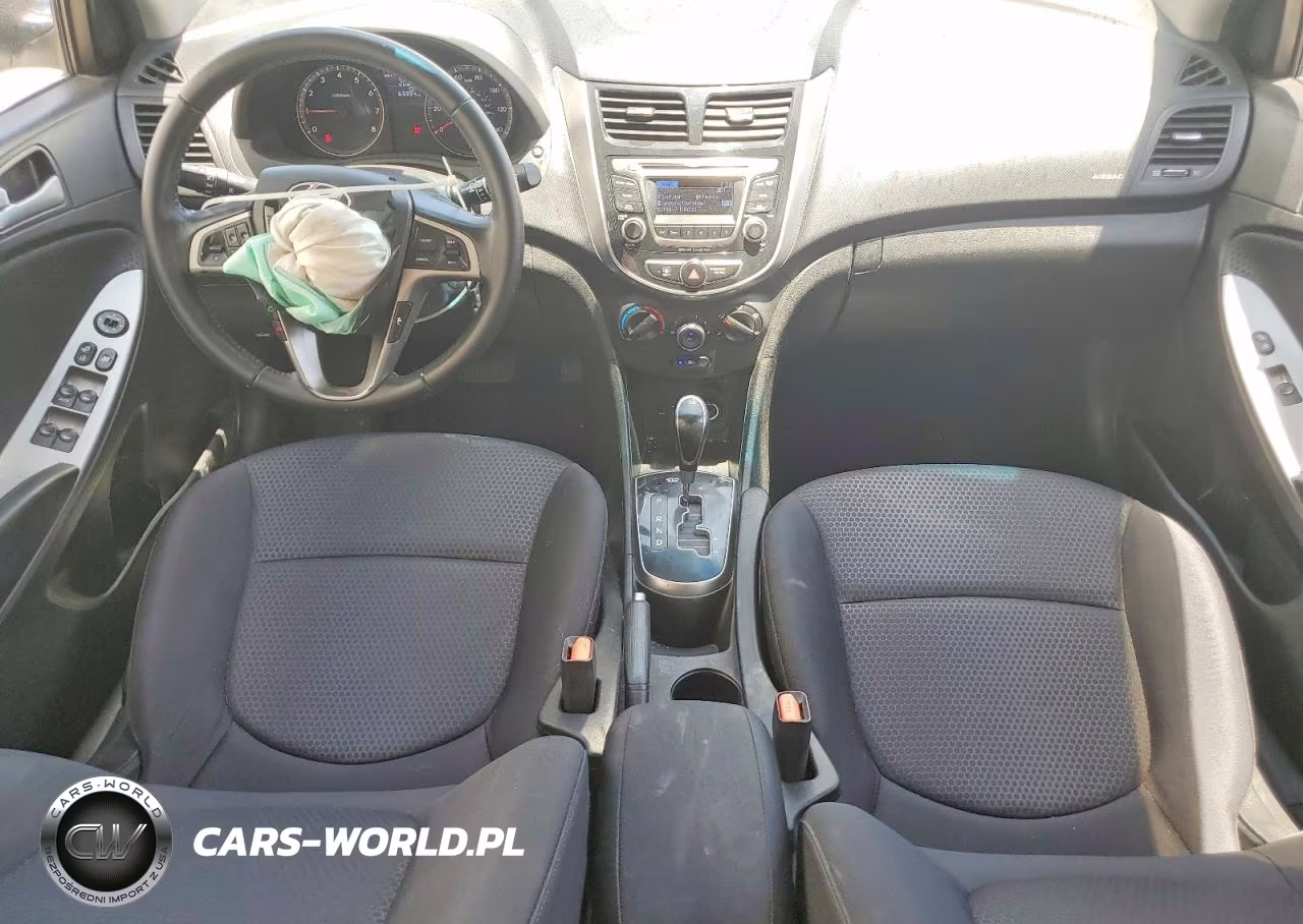 2015 Hyundai Accent Sport VIN:KMHCU5AE5FU233037 - 8