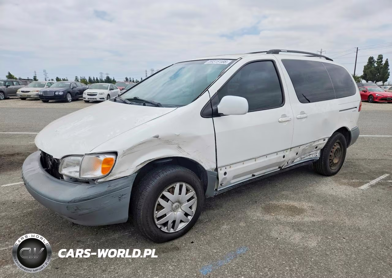 2000 Toyota Sienna Ce