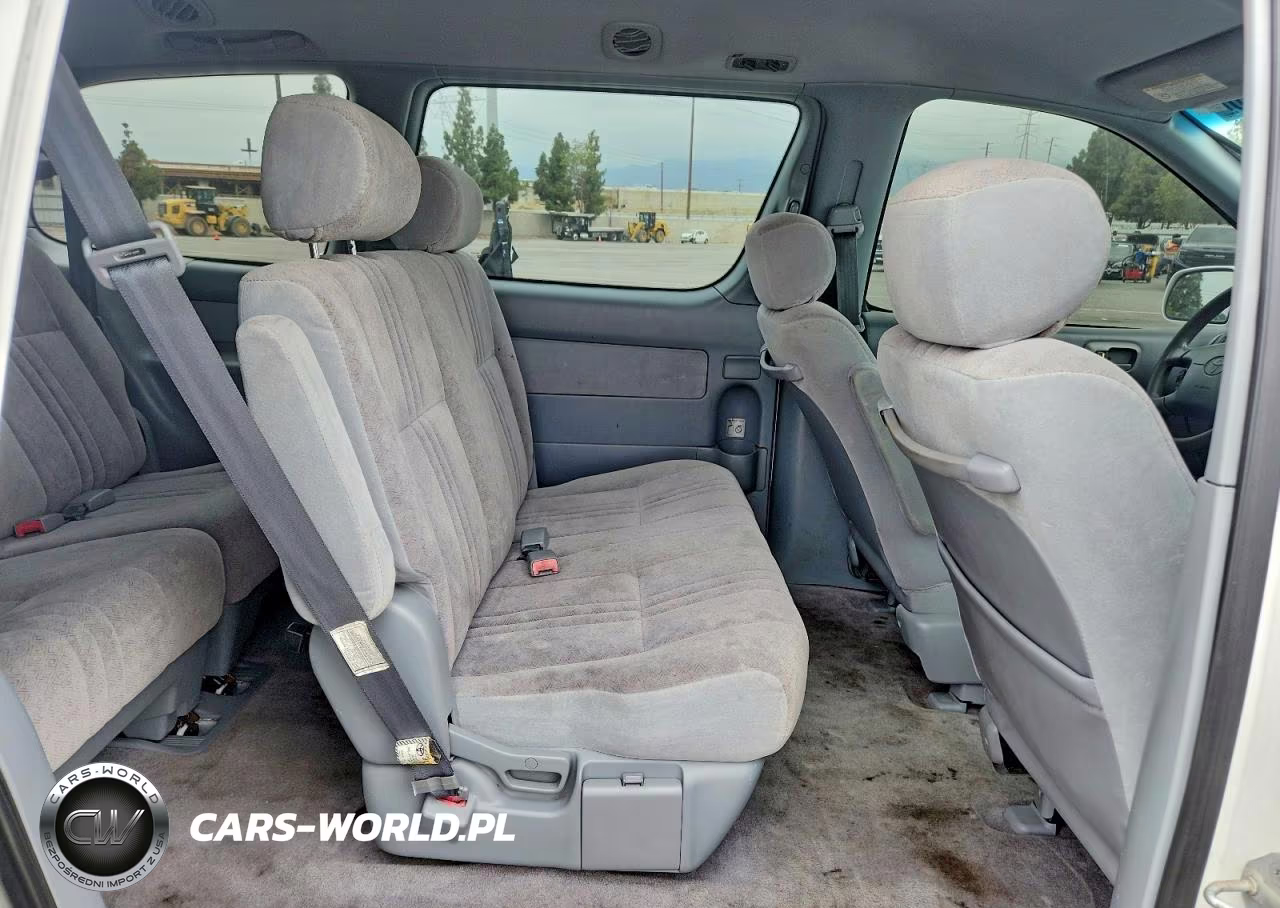 2000 Toyota Sienna Ce VIN:4T3ZF19C3YU313611 - 11