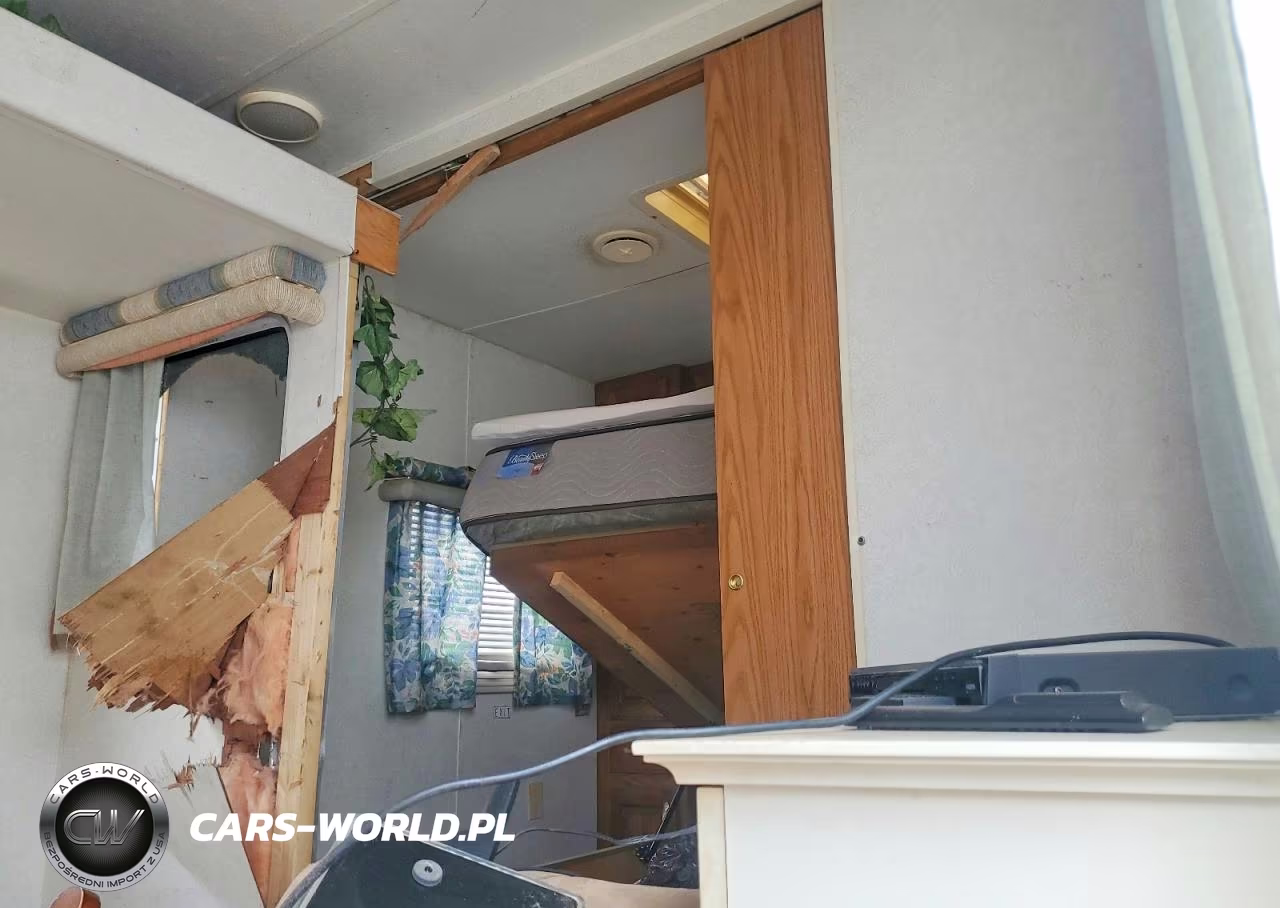 2000 Jayco Eagle Camper VIN:1UJBJ02R2Y17A0086 - 5