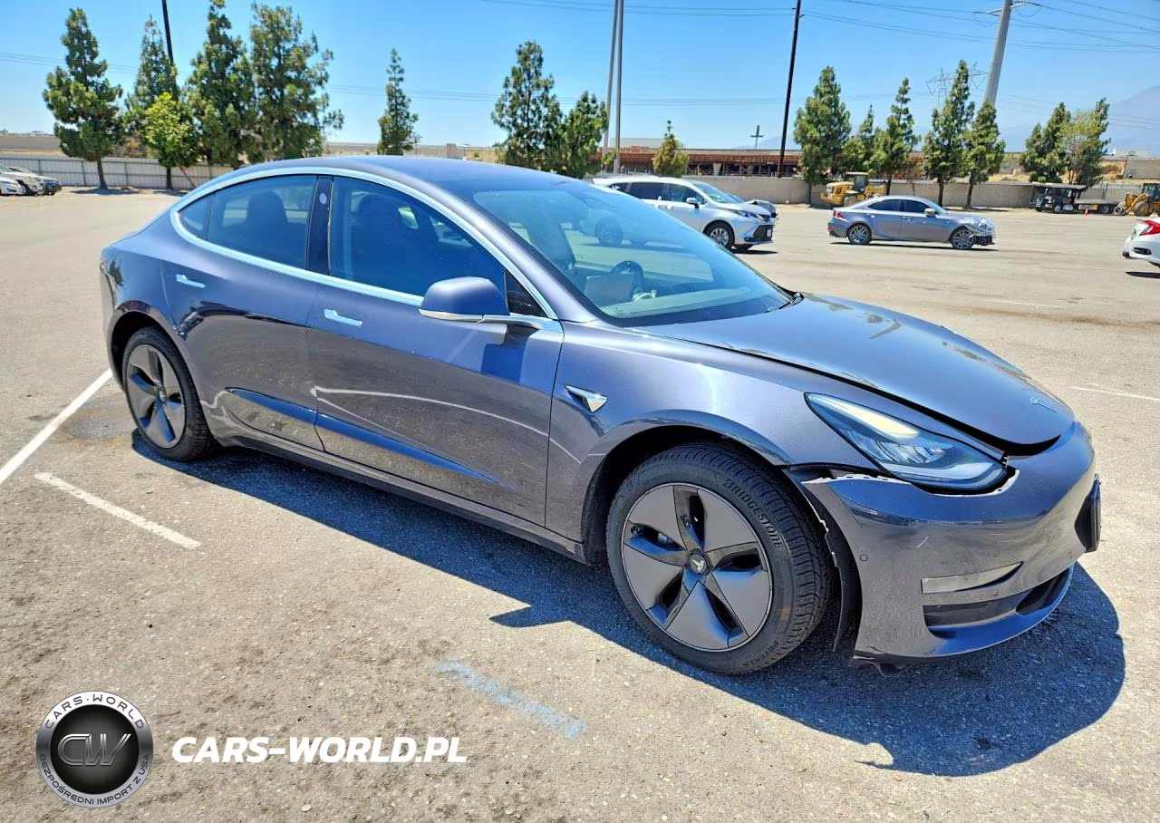 2017 Tesla Model 3 VIN:5YJ3E1EAXHF001224 - 4