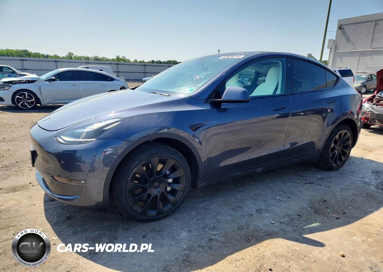 2023 Tesla Model Y – zdjęcie 1 z 12
