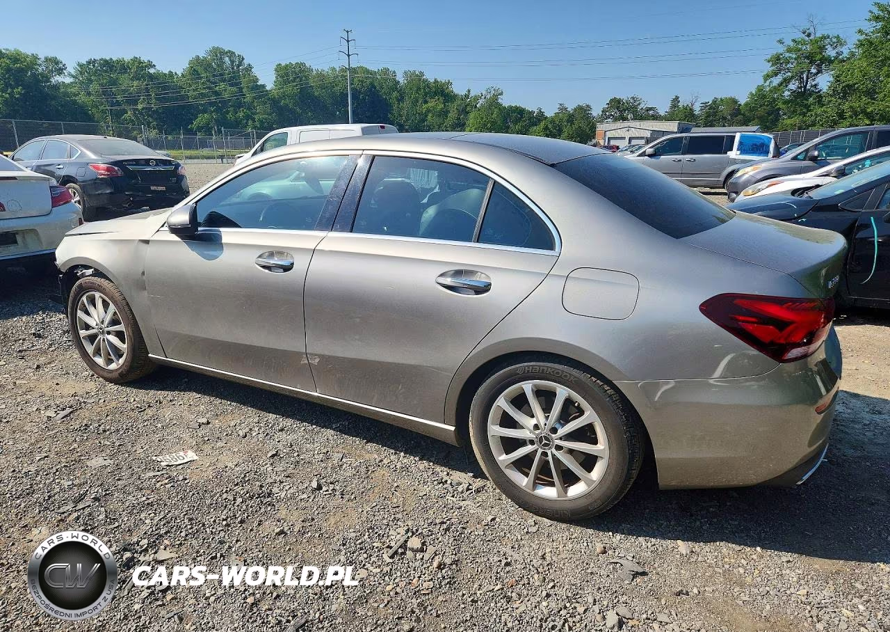 2019 Mercedes-Benz A 220 4Matic VIN:WDD3G4FB5KW024146 - 2