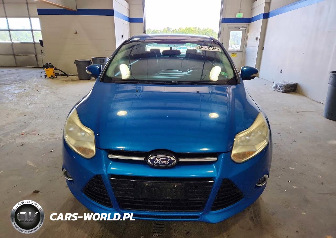 2012 Ford Focus Se VIN:1FAHP3F27CL460399 - 5