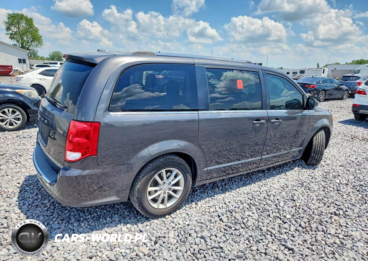 2019 Dodge Grand Caravan Sxt VIN:2C4RDGCGXKR634972 - 3
