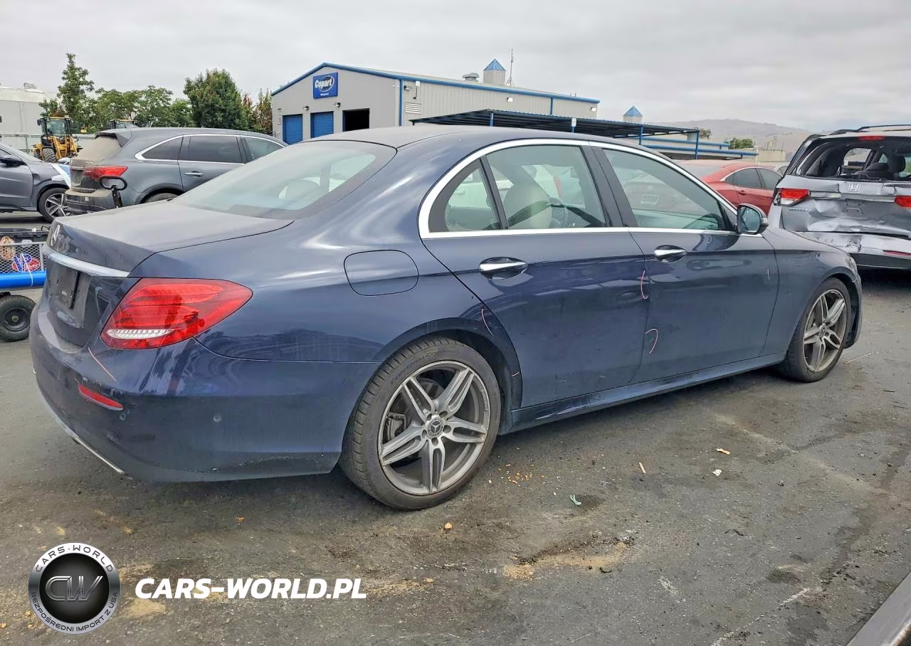 2018 Mercedes-Benz E 300 VIN:WDDZF4JB9JA456769 - 3