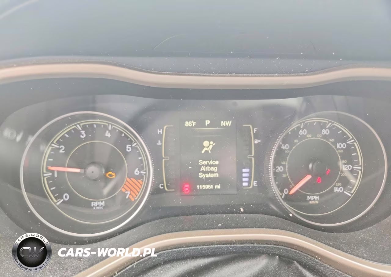 2014 Jeep Cherokee Sport VIN:1C4PJMAB5EW166828 - 9