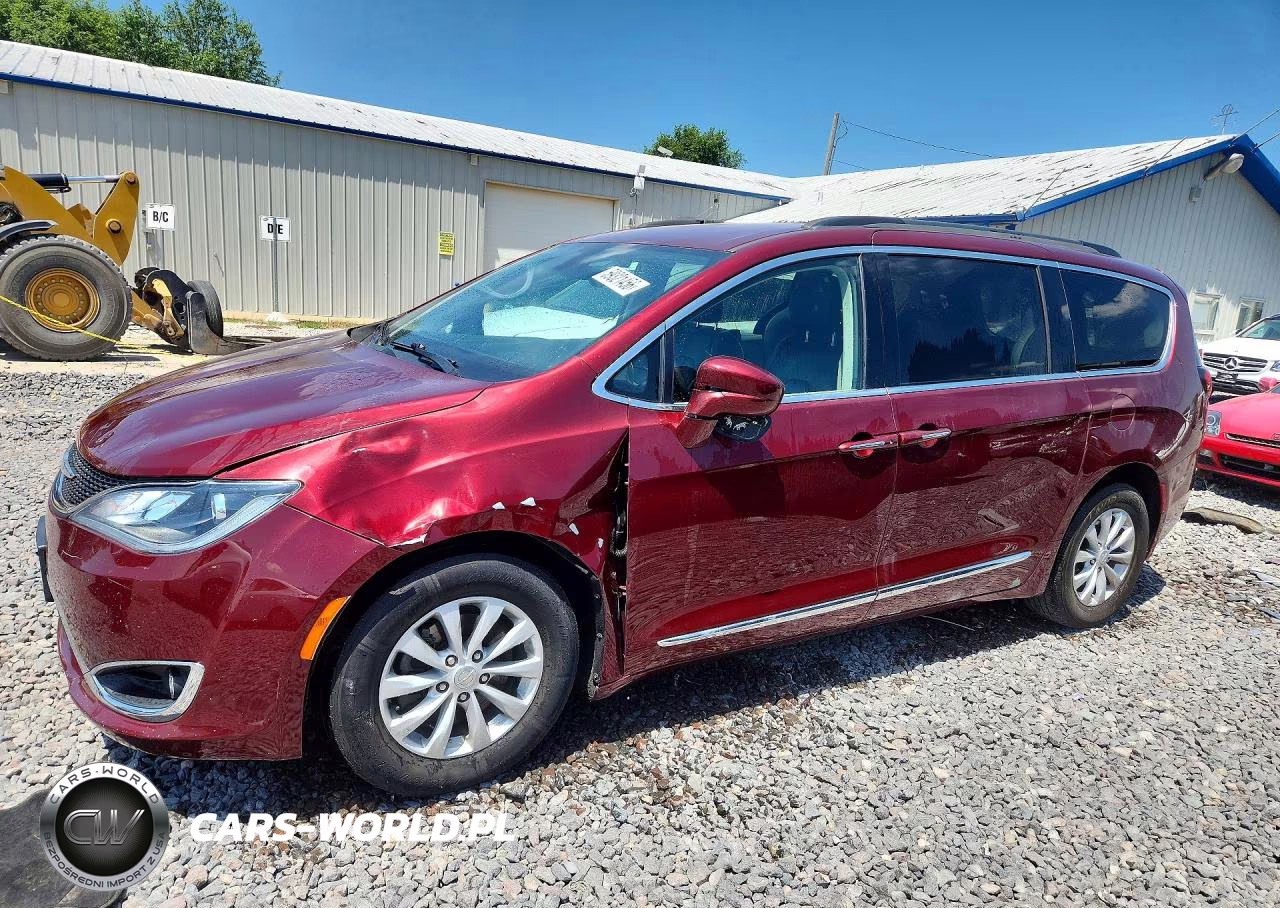 2017 Chrysler Pacifica Touring L – zdjęcie 1 z 13