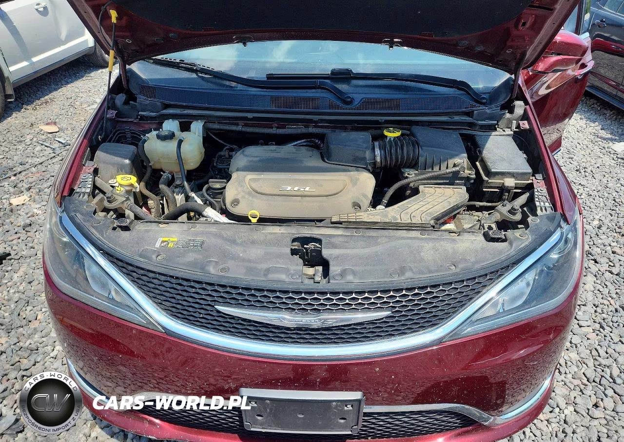 2017 Chrysler Pacifica Touring L VIN:2C4RC1BGXHR648221 - 12