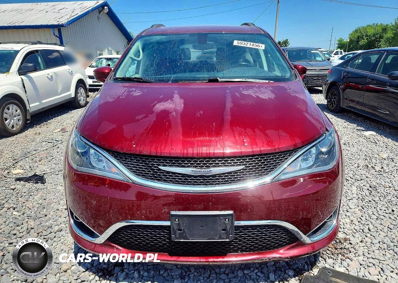 2017 Chrysler Pacifica Touring L VIN:2C4RC1BGXHR648221 - 5