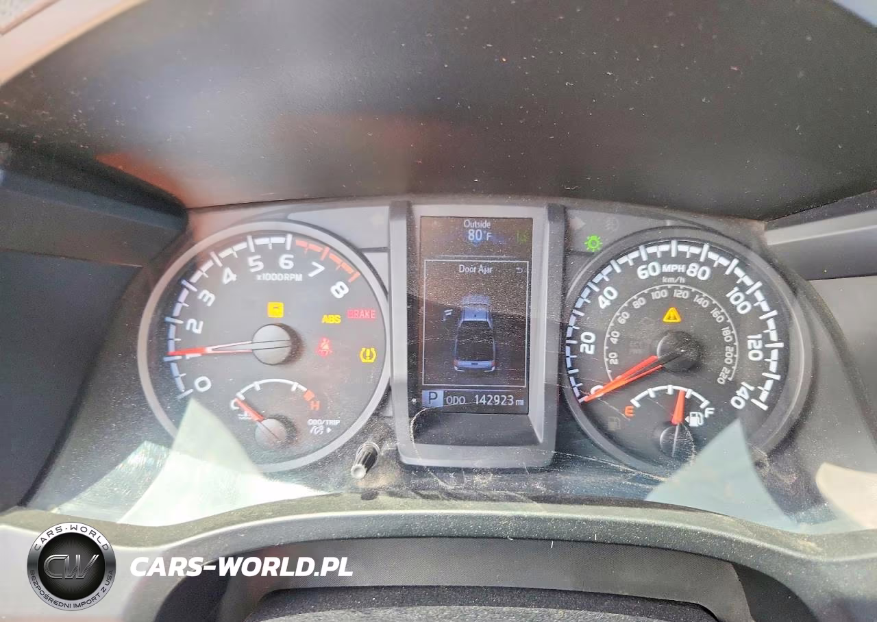 2019 Toyota Tacoma Sr V6 VIN:5TFRZ5CN7KX072910 - 9
