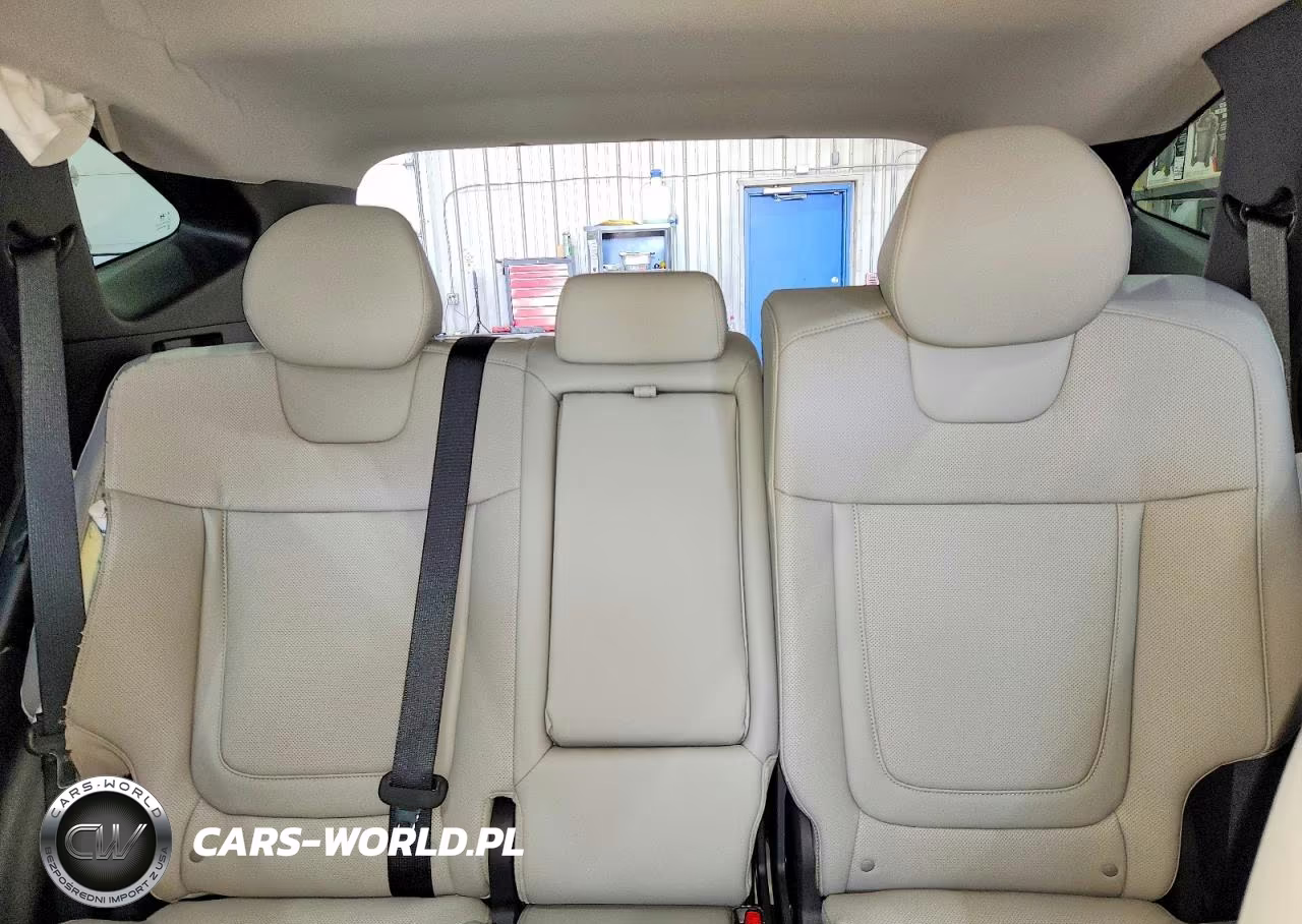 2025 Hyundai Tucson Limited VIN:5NMJECDE7SH605407 - 10