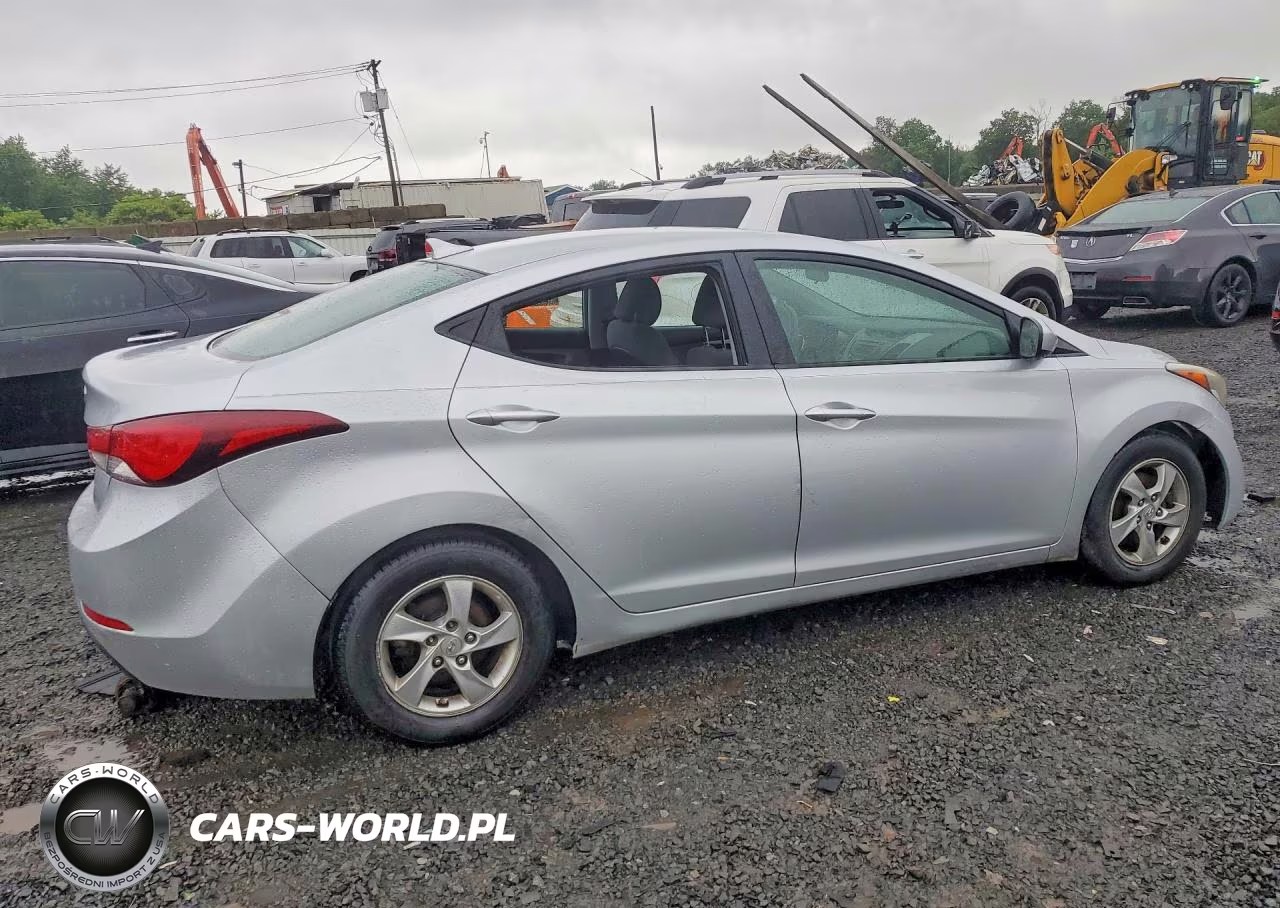 2014 Hyundai Elantra Se VIN:5NPDH4AE3EH516777 - 3
