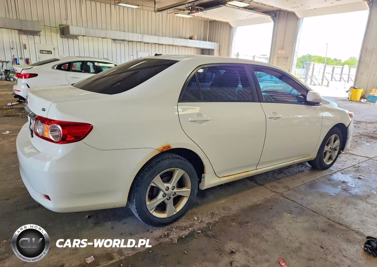 2011 Toyota Corolla Le VIN:2T1BU4EE2BC553802 - 3