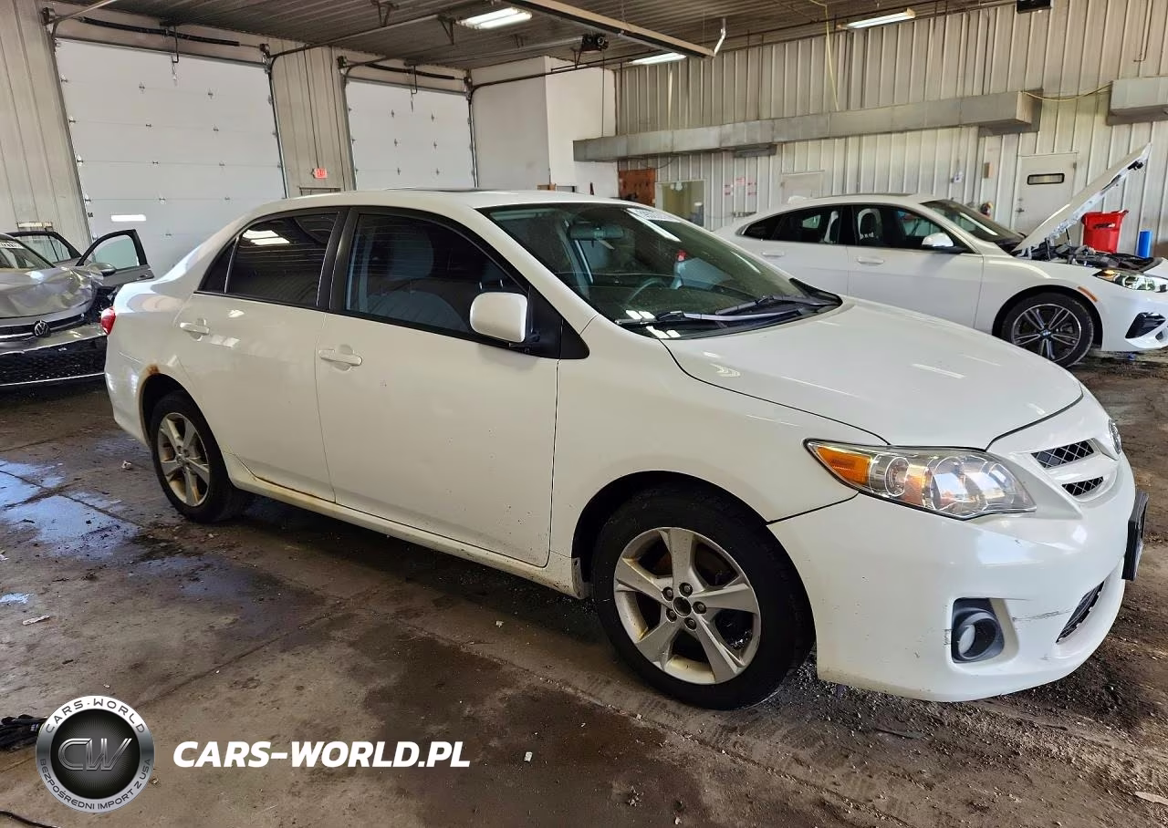 2011 Toyota Corolla Le VIN:2T1BU4EE2BC553802 - 4