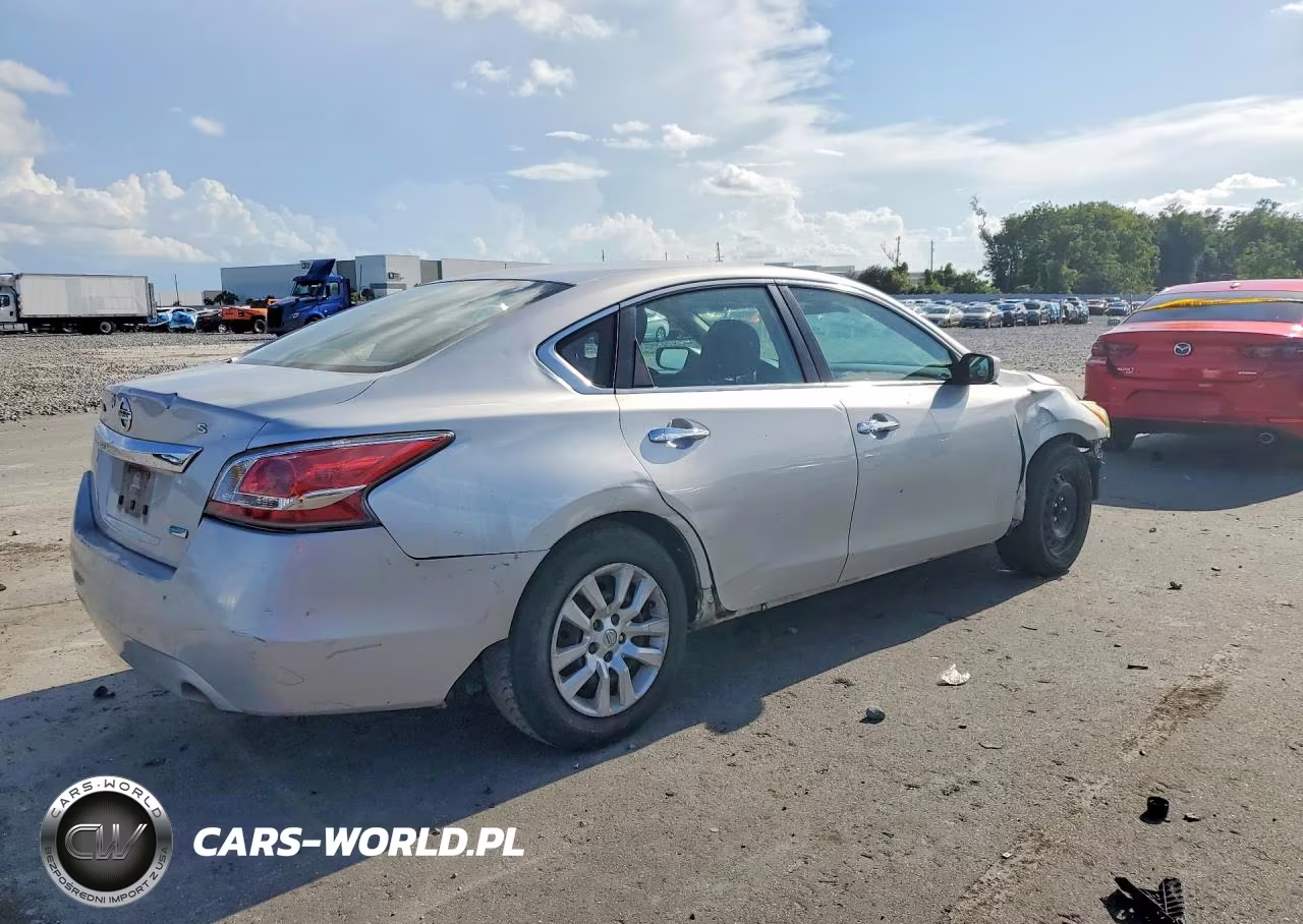 2014 Nissan Altima 2.5 S VIN:1N4AL3AP5EN360146 - 3
