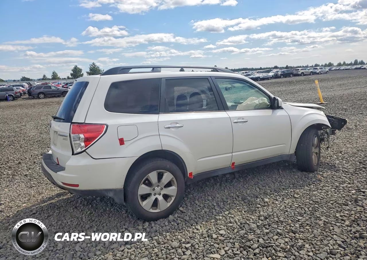 2010 Subaru Forester 2.5X Premium VIN:JF2SH6CC7AH759310 - 3