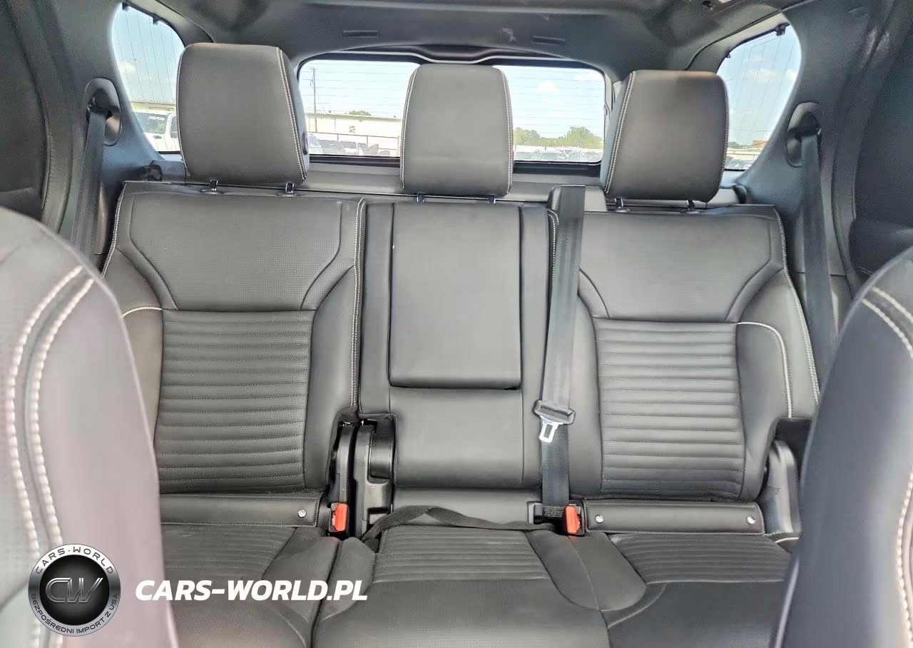 2023 Land Rover Discovery Hse R-Dynamic VIN:SALRM4EU6P2486500 - 10
