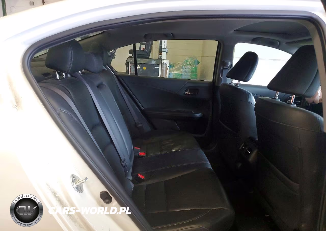 2017 Honda Accord Touring Hybrid VIN:JHMCR6F75HC003205 - 10