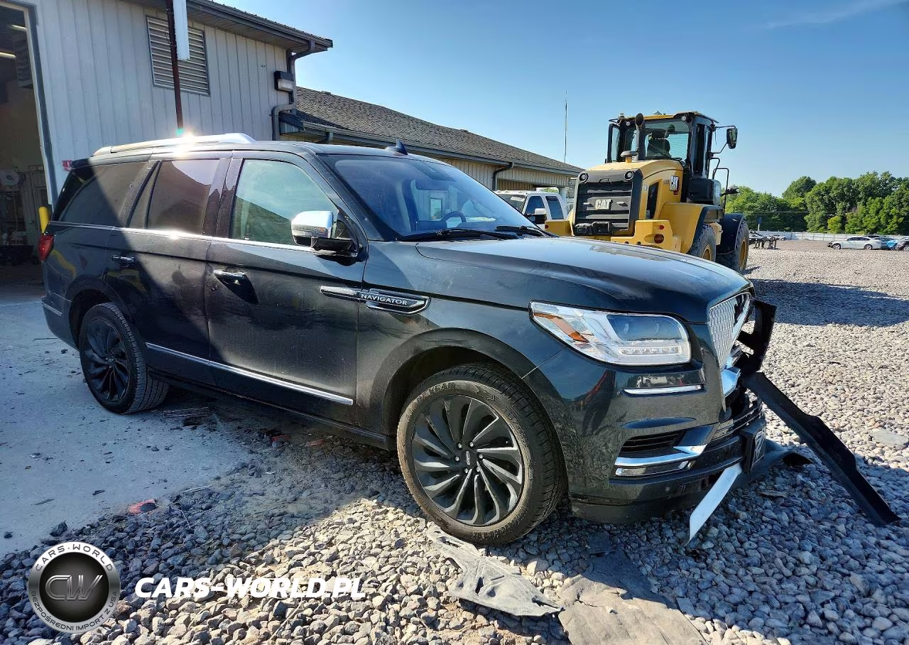 2021 Lincoln Navigator Black Label VIN:5LMJJ2TT5MEL03960 - 4