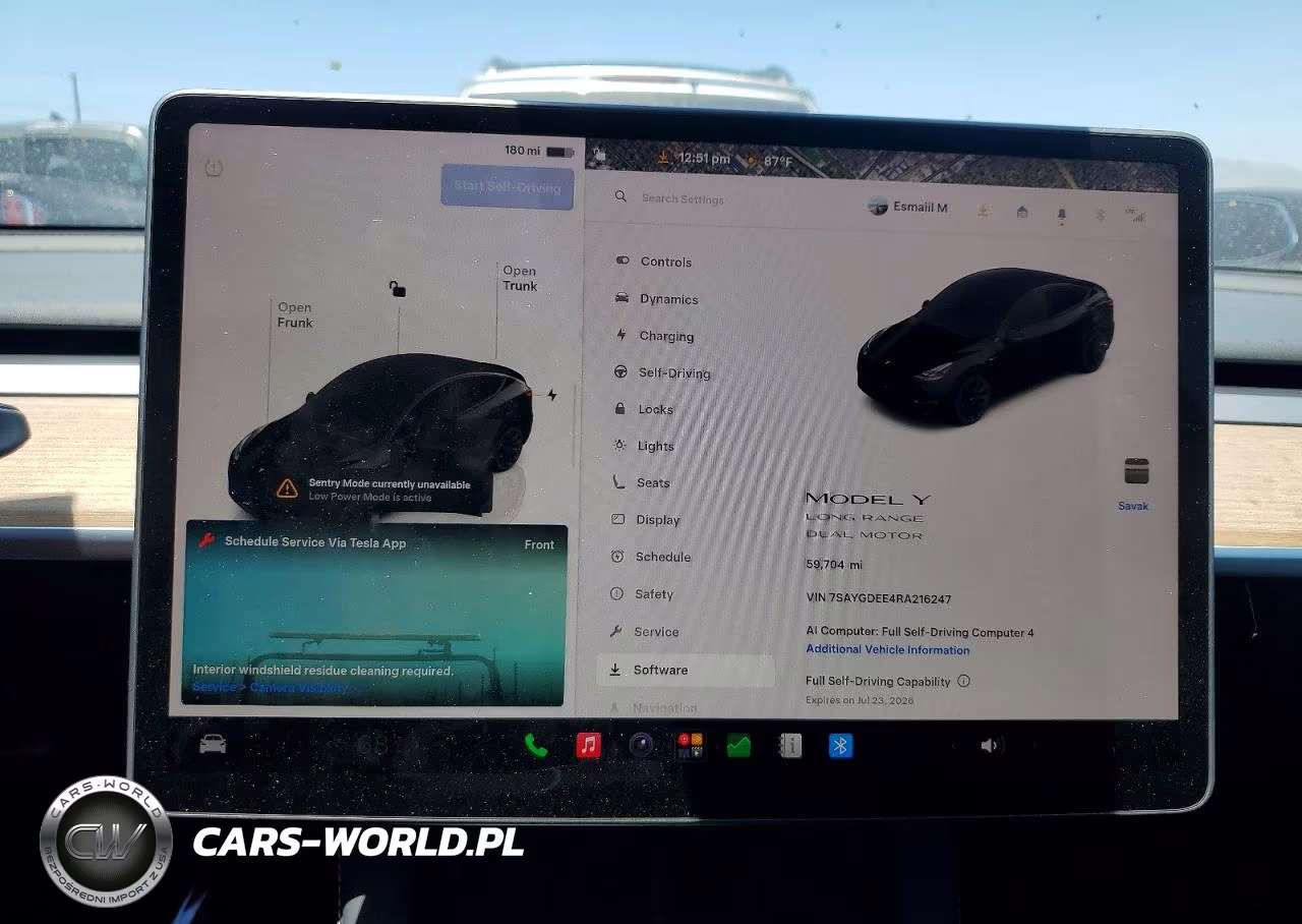 2024 Tesla Model Y VIN:7SAYGDEE4RA216247 - 9