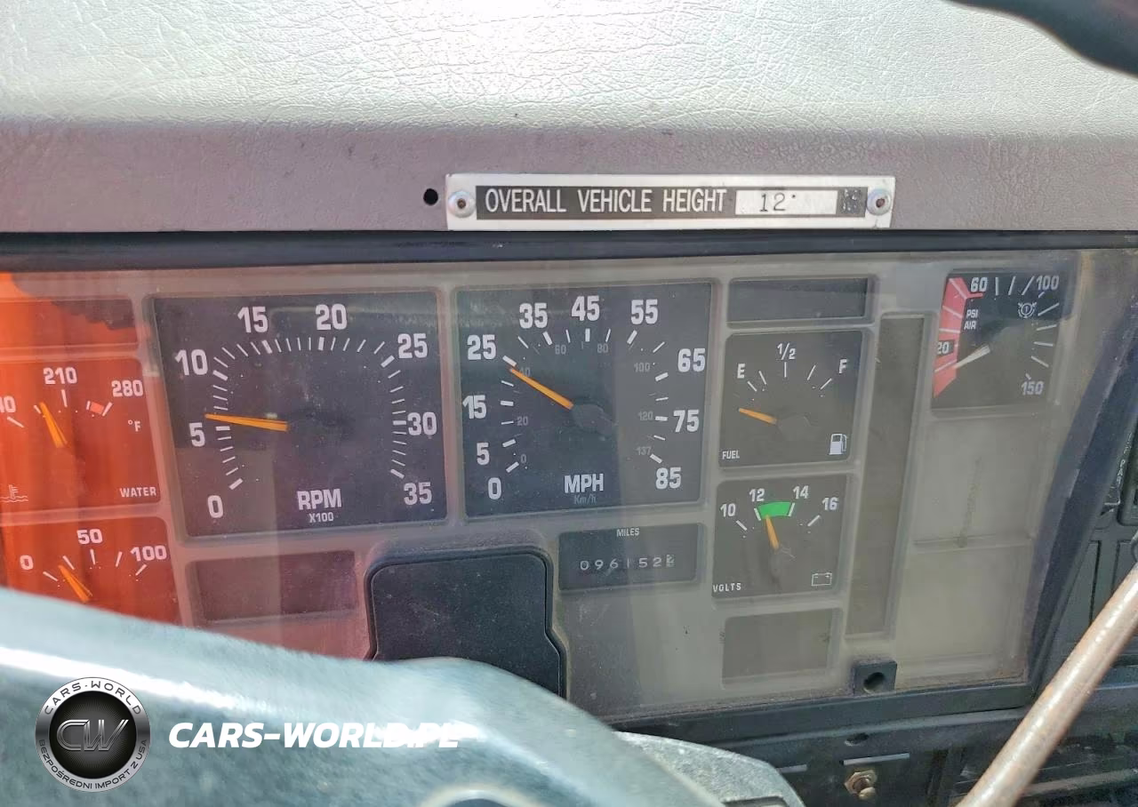 2000 International 4700 Bucket Truck VIN:1HTSCAAN4YH278206 - 9